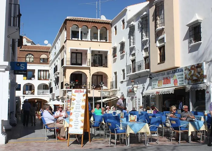 Casa Rocio En شقة نيرخا